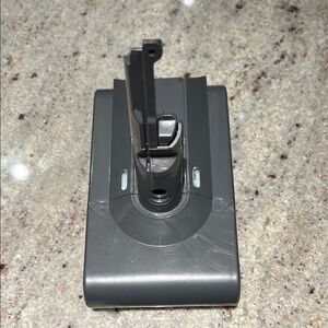 Dyson V7, V8 New Battery Pack